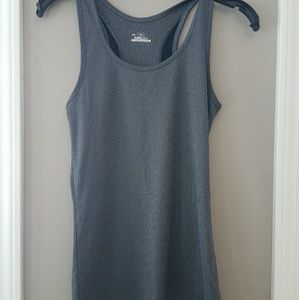 Under Armour tank